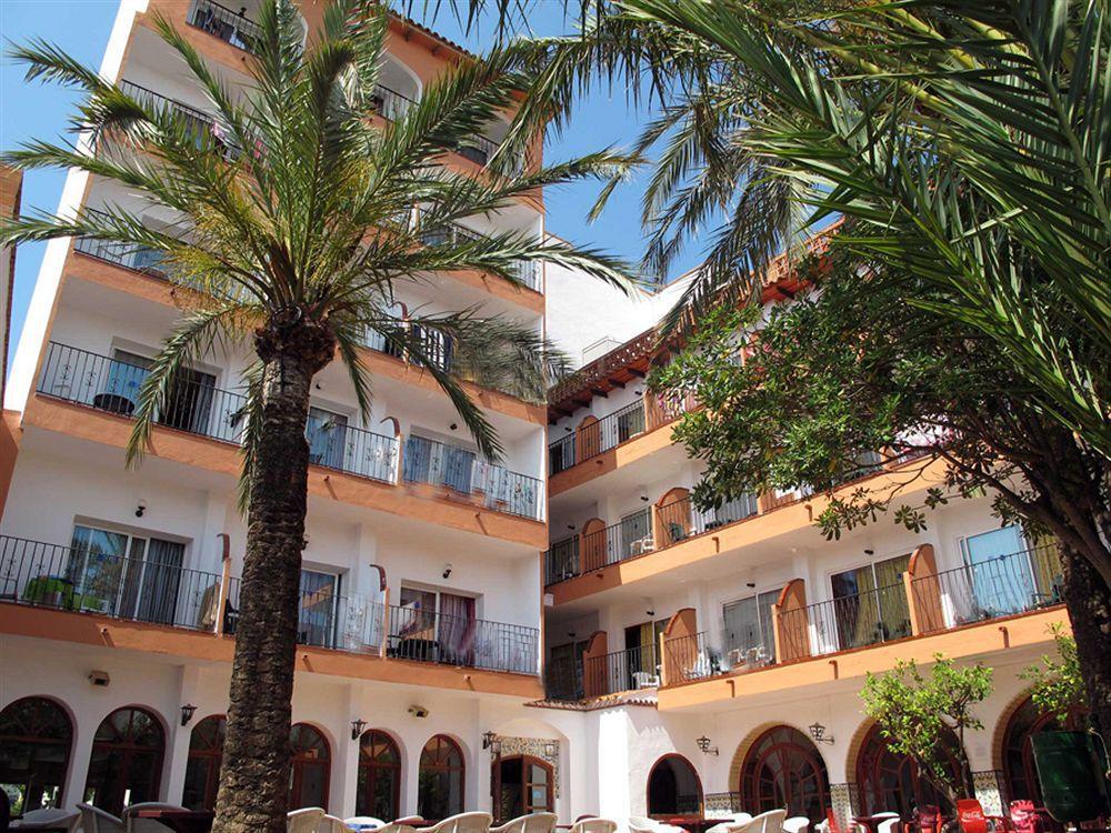 Hotel Comarruga Platja Exteriör bild