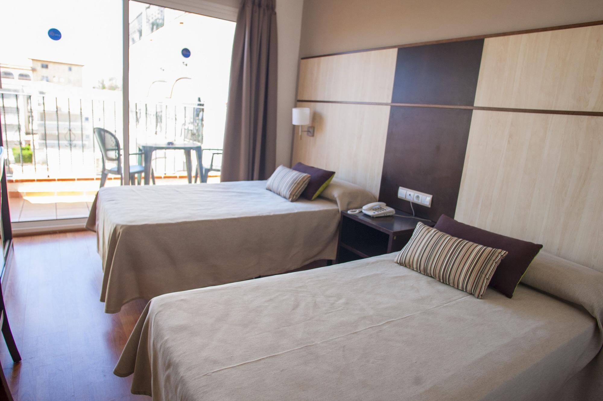 Hotel Comarruga Platja Exteriör bild