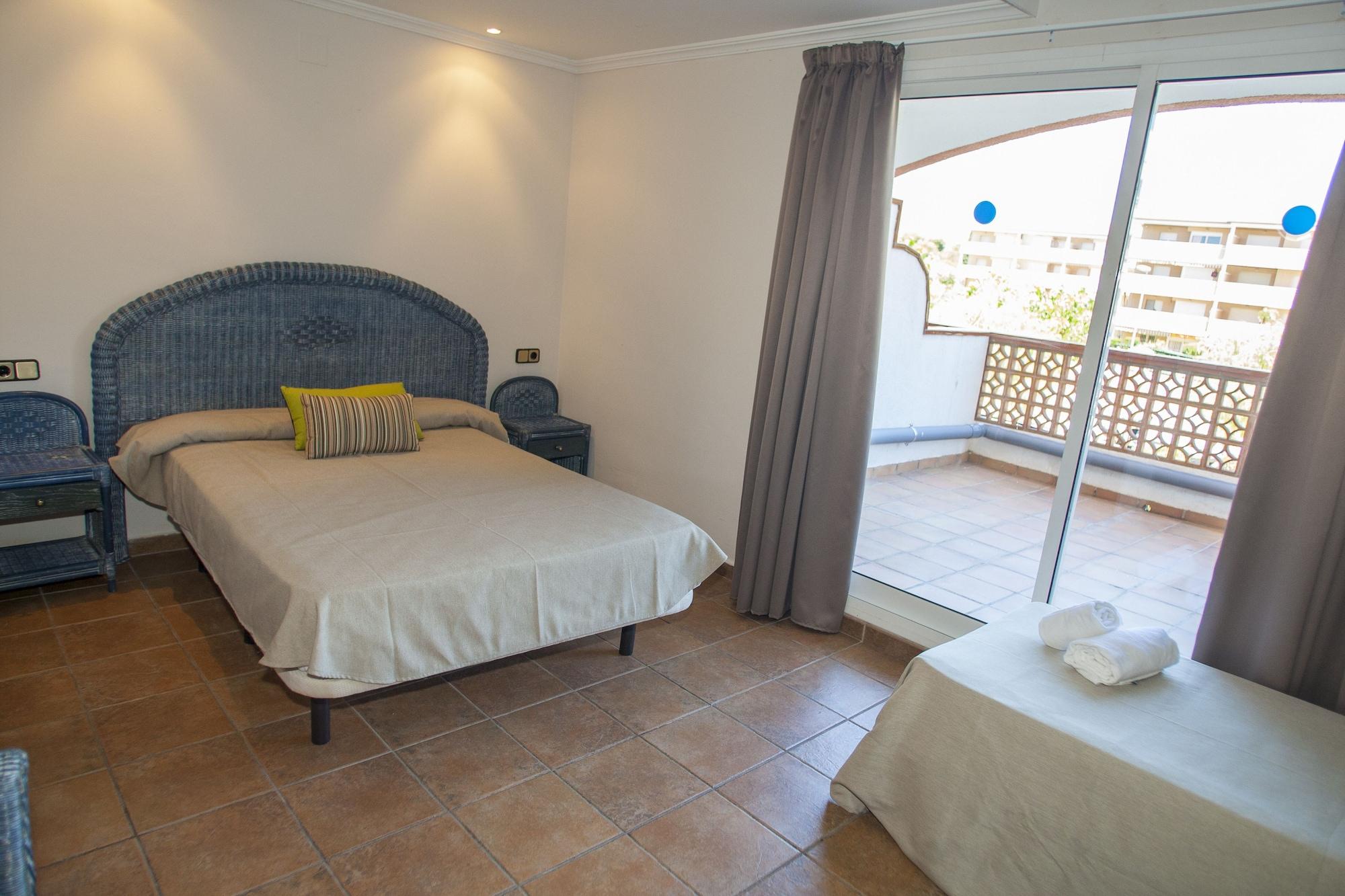 Hotel Comarruga Platja Exteriör bild