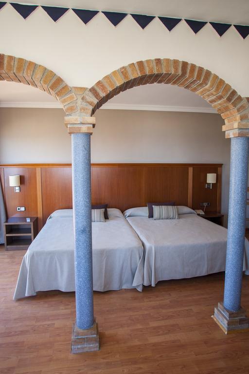 Hotel Comarruga Platja Exteriör bild